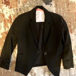 3/4 sleeve black blazer